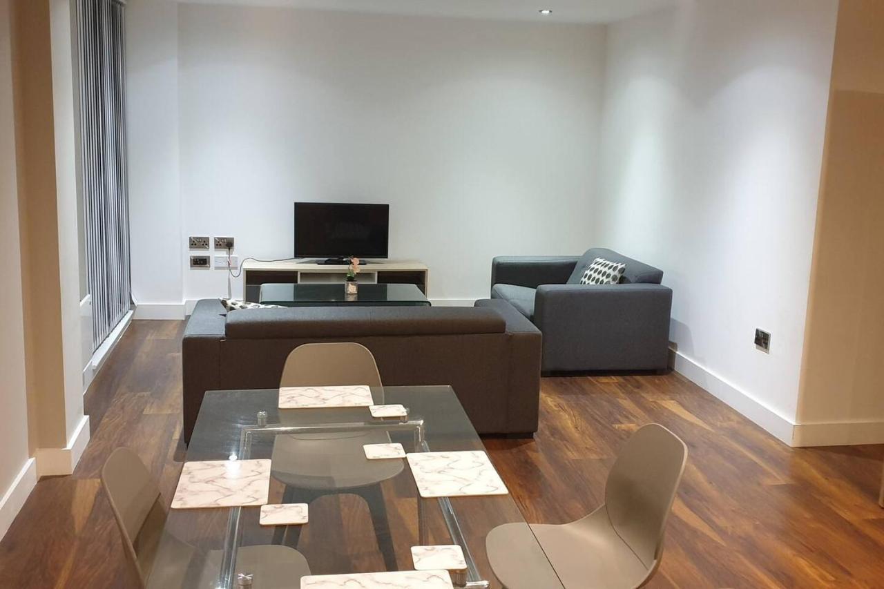 Stunning 2-Bed Apartment In Manchester City Centre Exterior foto